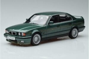 BMW Alpina B10 4.6 E34 Groen MCG 1:18