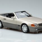 Mercedes 500 SL R129 Rookzilver Norev 1:18