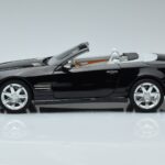 Mercedes SL500 R230 Zwart Norev 1:18
