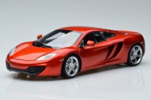 McLaren MP4-12C Coupé Met Stig Top Gear Figuur Minichamps 1:18