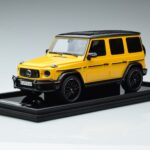Mercedes Mercedes AMG G63 W463 Geel MotorHelix 1:18 1:18 Hars