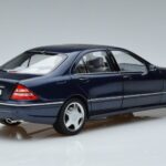 Mercedes Mercedes AMG S55 W220 Sedan Blauw Norev 1:18 1:18 Metaal