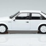 Opel Opel Kadett D GTE Hatchback Wit MCG 1:18 1:18 Metaal