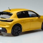 Peugeot Peugeot 208 GT Line Geel Otto 1:18 1:18 Hars