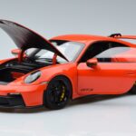 Porsche Porsche 911 992 GT3 Coupe Oranje Norev 1:18 1:18 Metaal