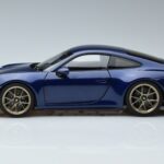 Porsche Porsche 911 992 GT3 Touring Pakket Blauw Metallic Norev 1:18 1:18 Metaal