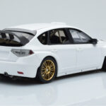 Subaru Impreza WRX STI R205 Met Aangepaste Onderdelen Wit Otto 1:18 - image 2 of 6