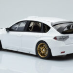 Subaru Impreza WRX STI R205 Met Aangepaste Onderdelen Wit Otto 1:18 - image 5 of 6