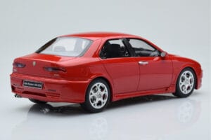 Alfa Romeo 156 GTA Rood Otto 1:18 OT1017 Hars — afbeelding 2 van 6