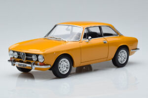 Alfa Romeo 1750 GTV Geel Norev 1:18