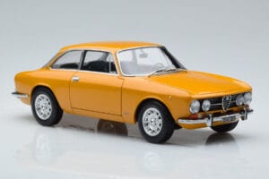 Alfa Romeo 1750 GTV Geel Norev 1:18 187910 Metaal — afbeelding 5 van 7