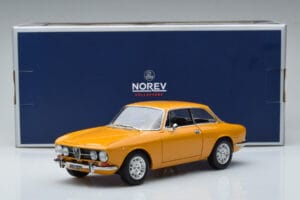 Alfa Romeo 1750 GTV Geel Norev 1:18 187910 Metaal — afbeelding 7 van 7