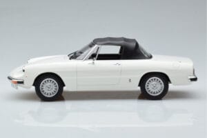 Alfa Romeo 2000 Spider Wit Norev 1:18 187882 Metaal — afbeelding 3 van 7