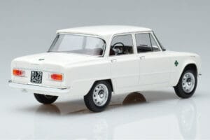 Alfa Romeo Giulia Ti Super Norev 1:18 187970 Metaal — afbeelding 2 van 6