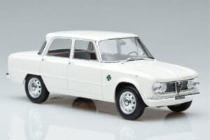 Alfa Romeo Giulia Ti Super Norev 1:18 187970 Metaal — afbeelding 4 van 6