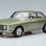 Alfa Romeo GTV 2000 Groen Gelimiteerde Editie Norev 1:18 187913 Metaal
