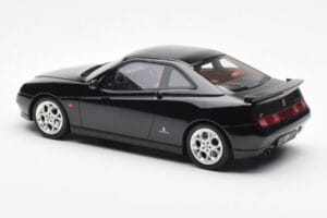 Alfa Romeo GTV V6 916 Zwart Otto 1:18 OT1057 Hars — afbeelding 5 van 6