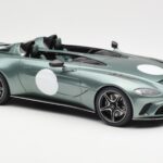 Aston Martin V12 Speedster Groen Metallic GT Spirit 1:18 GT906 - image 4 of 6