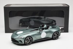 Aston Martin V12 Speedster Groen Metallic GT Spirit 1:18 GT906 Hars — afbeelding 6 van 6