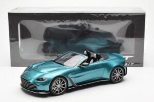 Aston Martin V12 Vantage Roadster Tayos Turkoois Groen GT Spirit 1:18 GT445 Hars — afbeelding 6 van 6