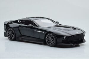 Aston Martin Victor Zwart GT Spirit 1:18 GT428 Hars — afbeelding 4 van 6
