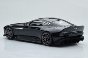 Aston Martin Victor Zwart GT Spirit 1:18 GT428 Hars — afbeelding 5 van 6