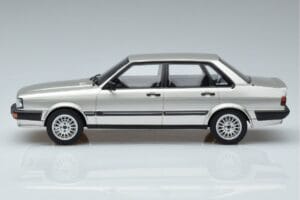 Audi 80 B2 Quattro Otto 1:18 OT940 Hars — afbeelding 3 van 6