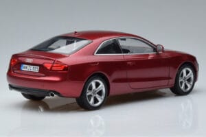 Audi A5 B8 Granaatappelrood Norev 1:18 188352 Metaal — afbeelding 3 van 7