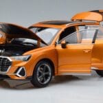 Audi Q3 F3 Oranje FAW 1:18 05730Q32019 Metaal - image 2 of 7