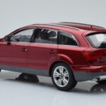 Audi Q7 4L Granaatrood Kyosho 1:18 - image 7 of 8