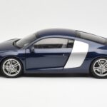 Audi R8 4.2 FSI V8 Blauw Kyosho 1:18 09213BL - image 4 of 8