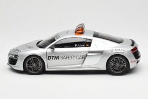 Audi R8 5.2 DTM Safety Car 2010 Kyosho 1:18 09216DTM Metaal — afbeelding 4 van 8