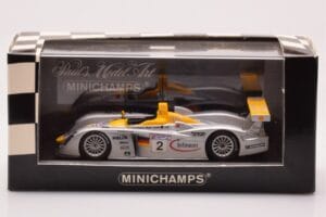 Audi R8 Infineon #2 L. Aiello / R. Capello / Pescatori 2nd Place 24 Hours of Le Mans 2001 Minichamps 1:43 400011202 Metaal — afbeelding 4 van 4