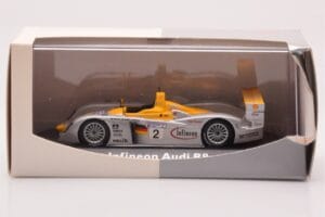 Audi R8 Infineon #2 Winner ALMS Petit Le Mans 2002 Minichamps 1:43 400021382 Metaal — afbeelding 4 van 4