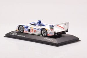 Audi R8 #2 E. Pirro / F. Biela / A. McNish 12 Hours of Sebring 2nd Place 2005 Minichamps 1:43 400051302 Metaal — afbeelding 3 van 4