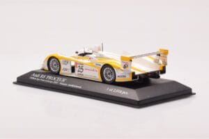 Audi R8 #25 S. Ara / T. Kristensen Winners 1000km Spa 2003 Minichamps 1:43 400031325 Metaal — afbeelding 3 van 4