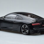 Audi R8 Performance Zwart Kengfai 1:18 - image 7 of 10