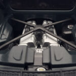 Audi R8 Performance Blauw Kengfai 1:18 - image 9 of 10