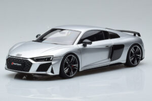 Audi R8 Performance Zilver Kengfai 1:18