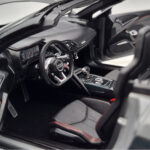 Audi R8 Spyder Performance Nardo Grijs Kengfai 1:18 - image 9 of 11