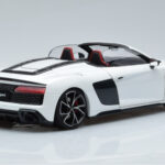 Audi R8 Spyder Performance Wit Kengfai 1:18 - image 3 of 11