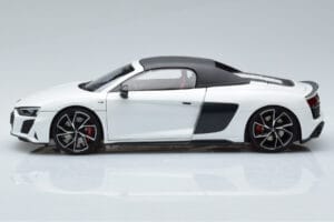 Audi R8 Spyder Performance Wit Kengfai 1:18 VAKF-0351 Metaal — afbeelding 4 van 11
