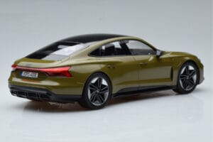 Audi RS E-Tron GT Olijfgroen Norev 1:18 188380 Metaal — afbeelding 2 van 6