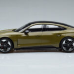 Audi RS E-Tron GT Olijfgroen Norev 1:18 - image 3 of 6