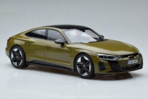 Audi RS E-Tron GT Olijfgroen Norev 1:18 188380 Metaal — afbeelding 4 van 6