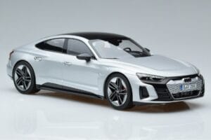 Audi RS e-tron GT Zilver Norev 1:18 188381 Metaal — afbeelding 4 van 6