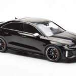 Audi RS3 8Y Sedan Zwart MCG 1:18 - image 4 of 6