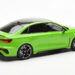 Audi RS3 8Y Sedan Groen MCG 1:18 - image 2 of 6