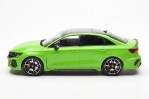 Audi RS3 8Y Sedan Groen MCG 1:18 MCG18449 Metaal — afbeelding 3 van 6