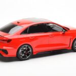 Audi RS3 8Y Sedan Rood MCG 1:18 - image 2 of 6